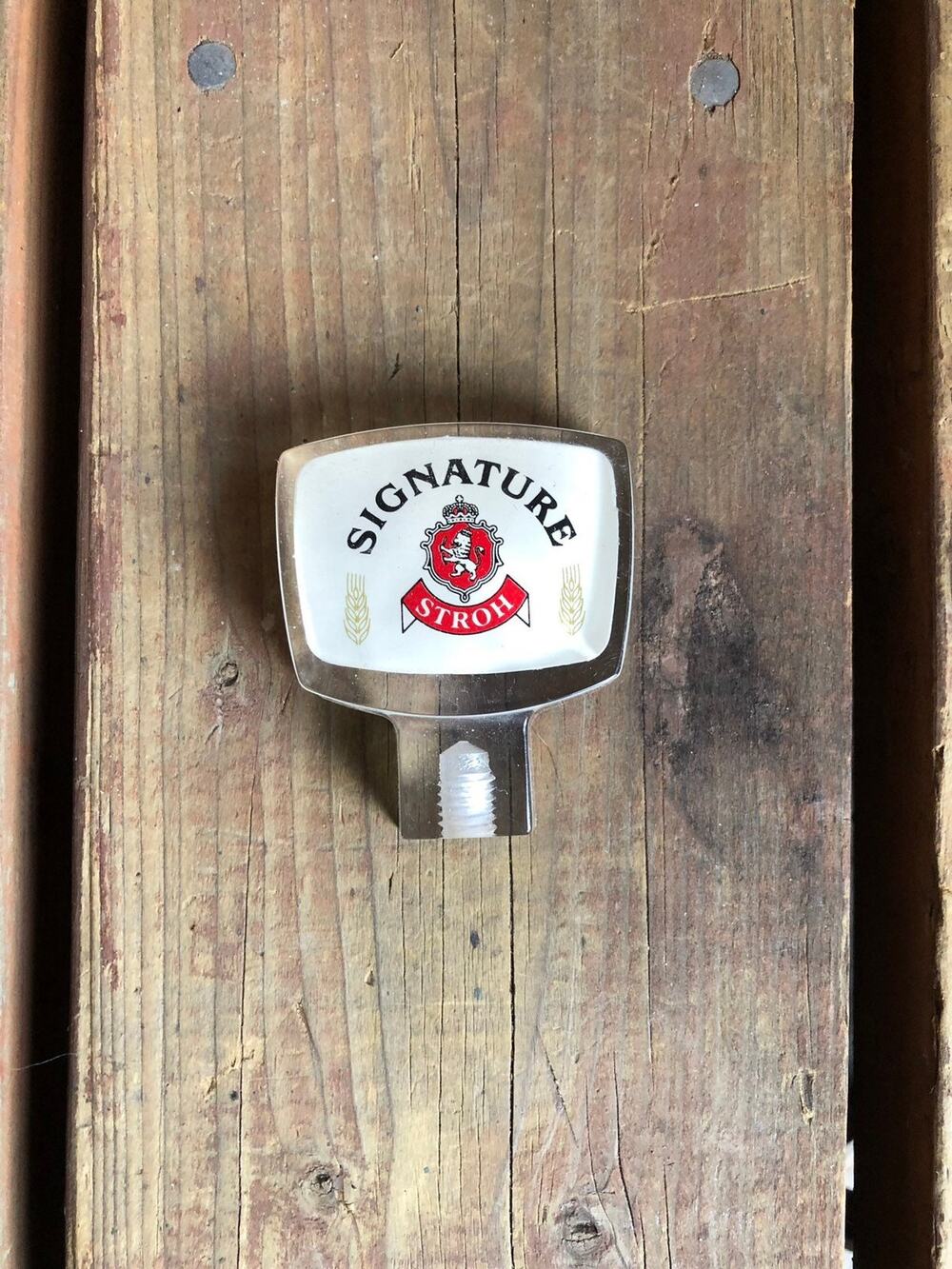Signature STROH Acrylic Bar Tap Handle Man Cave Retro Breweriana